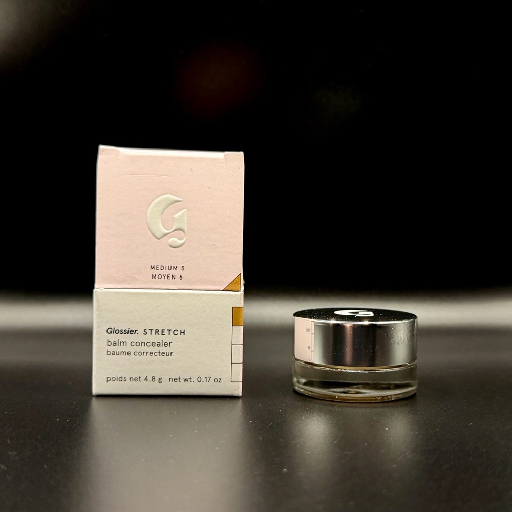 Glossier Stretch Balm Concealer Medium 5 | New in Box | Authentic